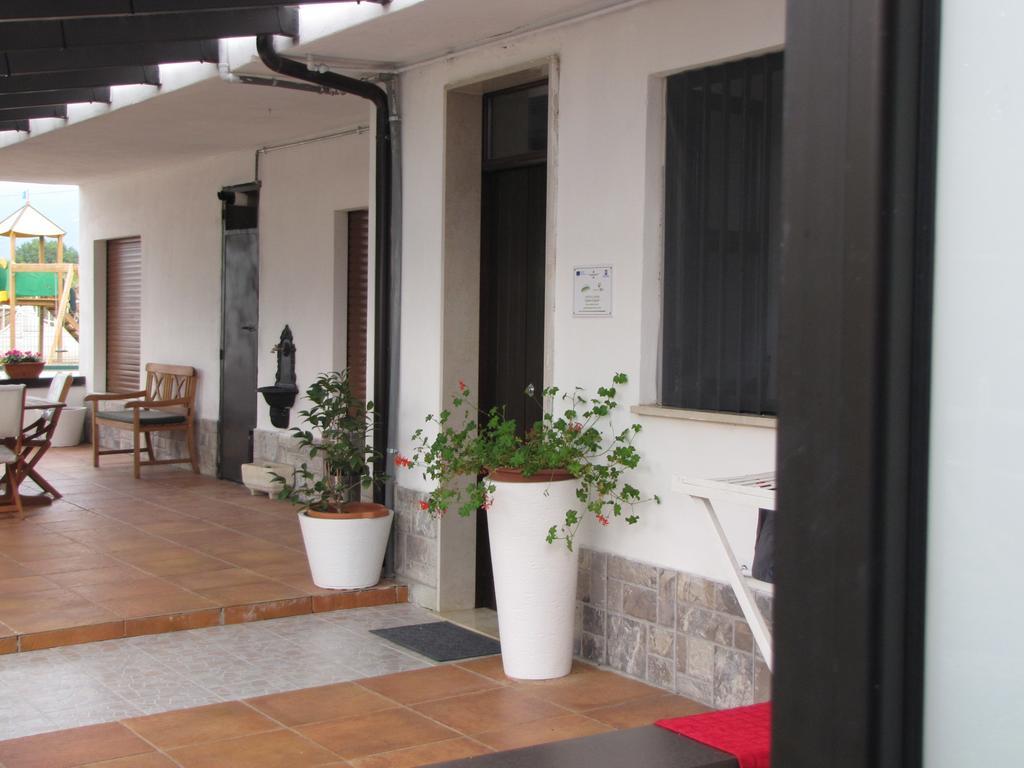 Quattro Stagioni Hotel Padula Buitenkant foto