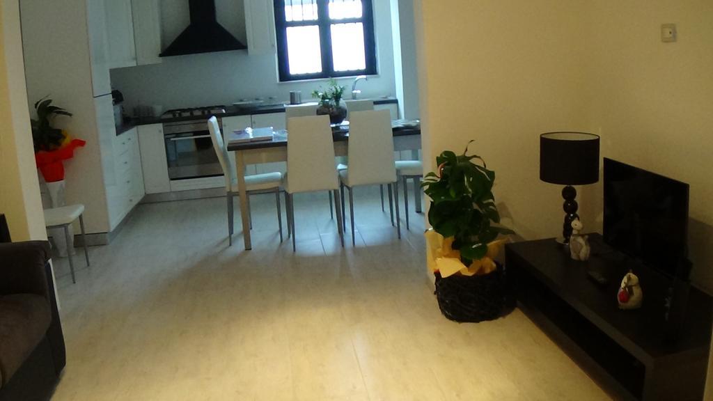 Quattro Stagioni Hotel Padula Buitenkant foto