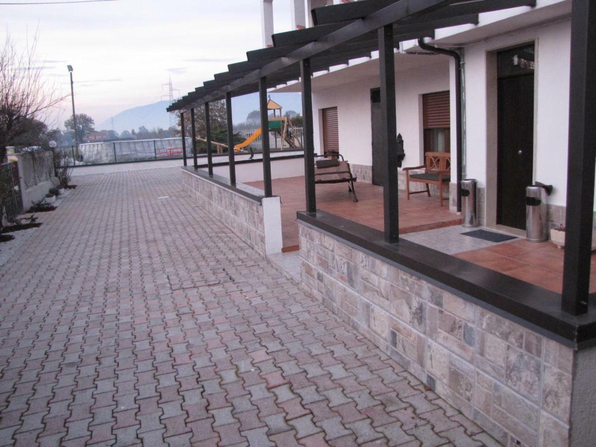 Quattro Stagioni Hotel Padula Buitenkant foto